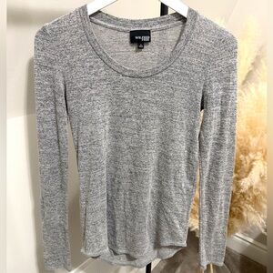 Aritzia Wilfred Free Diapason Grey Long-Sleeve